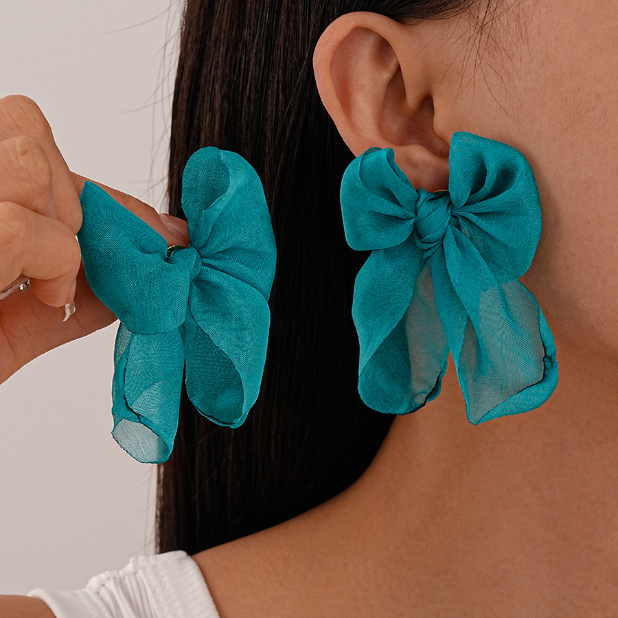 Body Jewelry Websites - Vintage handgeweven kanten strikoorbellen, elegante minimalistische