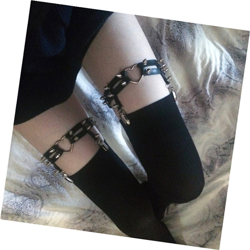 1 stks Vrouwen Punk Goth Hart  - Body Jewelry Sale recensie en prijs